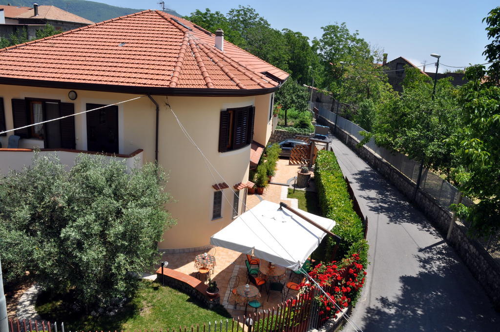 A 2 Passi Dagli Dei Bed and Breakfast Agerola Eksteriør billede